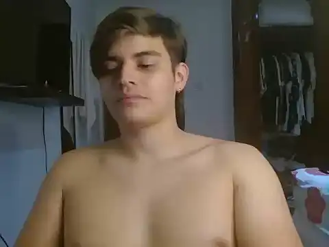 BadBunny_69's cam snapshot