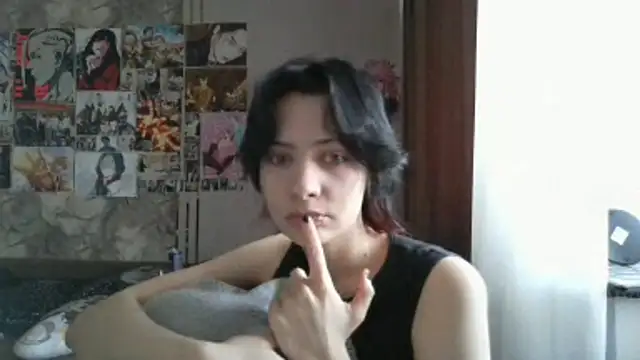 LxayBloom's cam snapshot