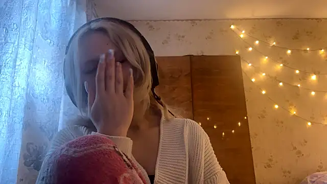 julysflowers's cam snapshot