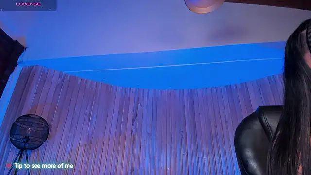 NickyLawson's cam snapshot