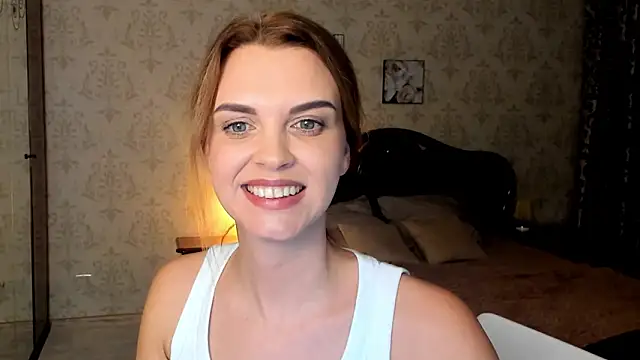 LunaFlinn's cam snapshot