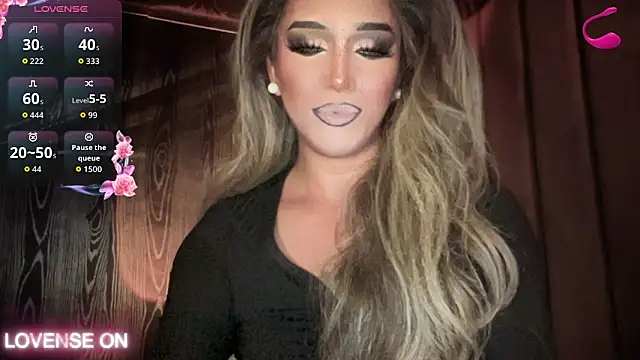 Lo_la_69 live sex cam