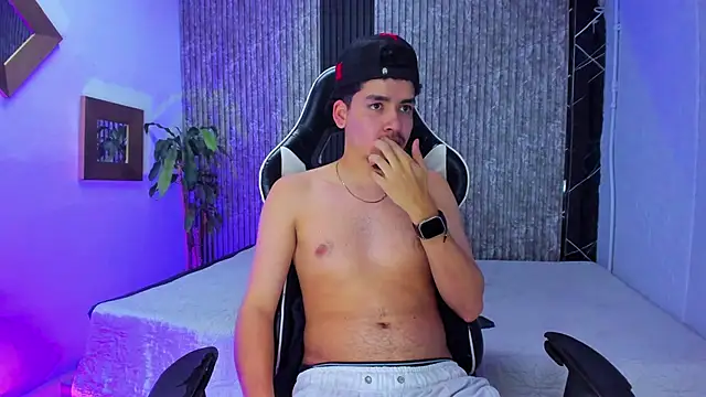 Mike_0233_'s cam snapshot