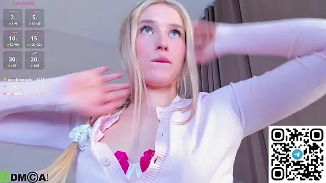 ChloeAlba live sex cam