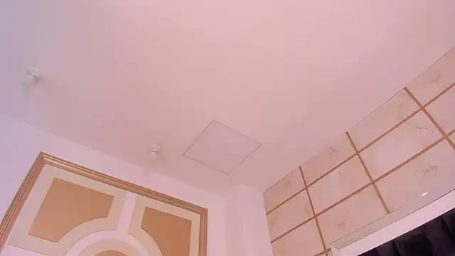 RoxyLior live sex cam