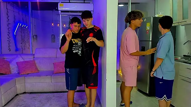 Houseofwarrios live sex cam