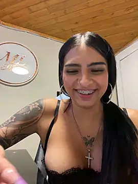 Hilary_pinkk live sex cam