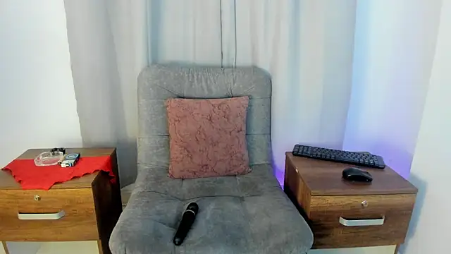 liily_moore live sex cam