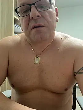 coupleLatinaLovers live sex cam