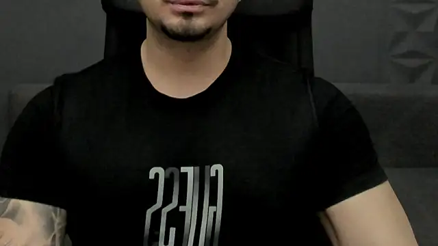 TonyWilcox live sex cam