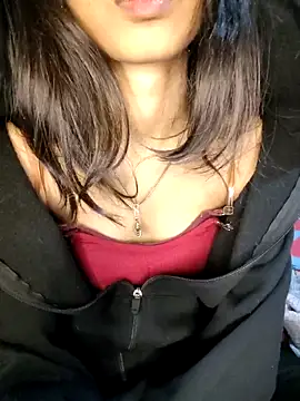 -AYUSHI01's cam snapshot