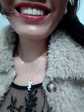 Singlemom69x's cam snapshot