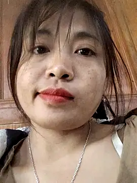 miumiu_sexy2x's cam snapshot