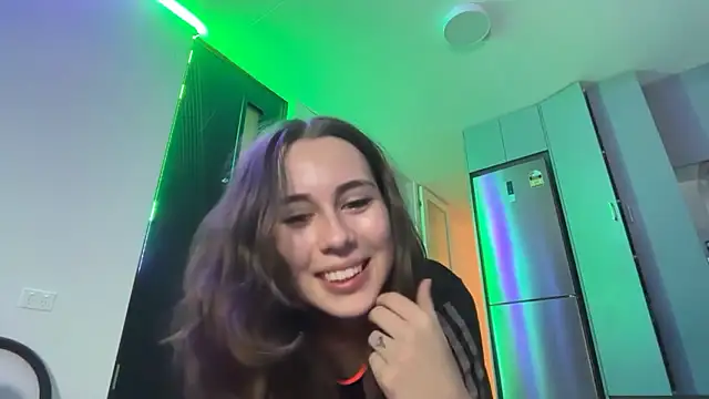 PlutoCalais's cam snapshot