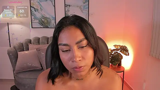 Ivyy_Moon_'s cam snapshot