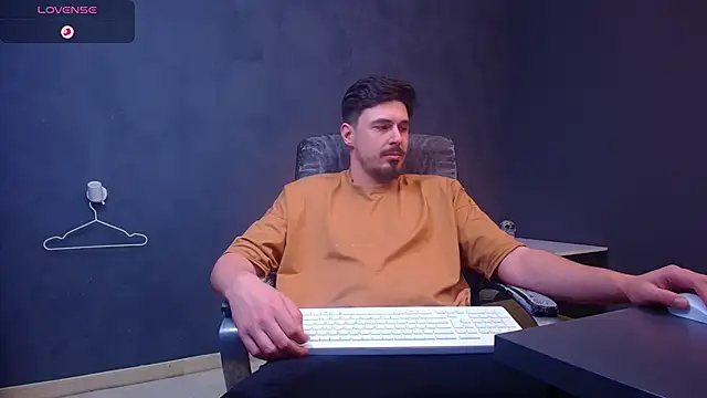 EnzoRace's cam snapshot