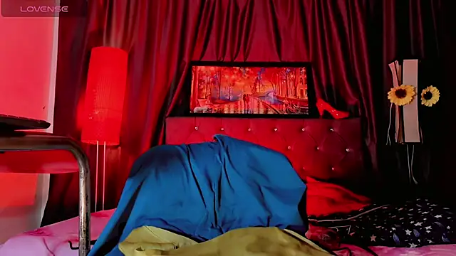 Gabyqueen70 live sex cam