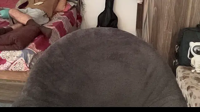 MakeMeAwareAah's cam snapshot