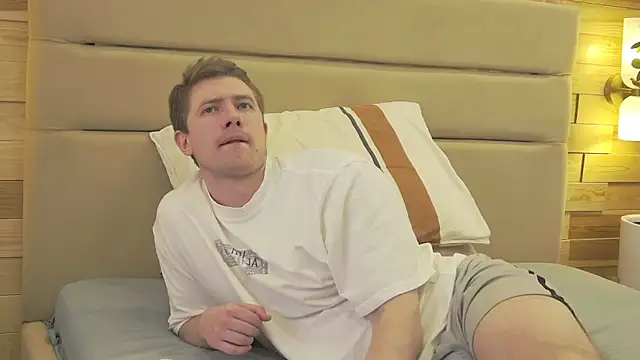 EthanPinkman live sex cam