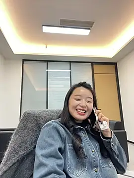 Qrooo's cam snapshot