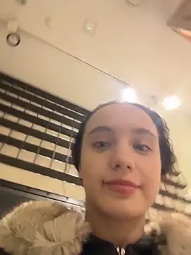 MiaTee's cam snapshot