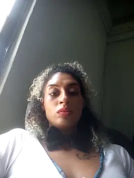 Ivyblaze21's cam snapshot