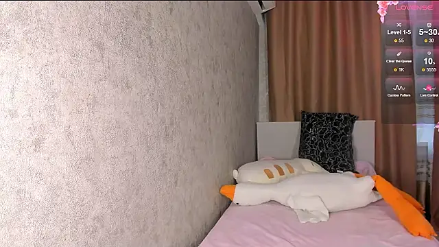 MuseMelody's cam snapshot