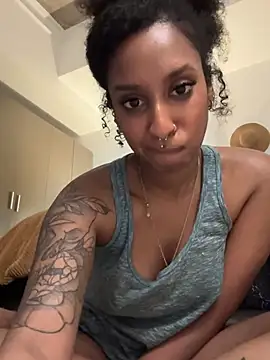 Your_Paris live sex cam