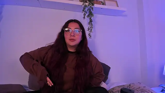 Nicolle_Evanss_'s cam snapshot