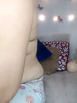 keterinjones--11's cam snapshot