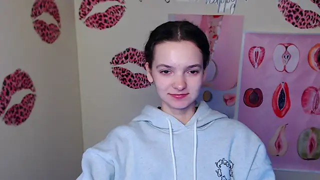 _SusieSu_'s cam snapshot