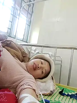 TRIEUTRIEU20's cam snapshot