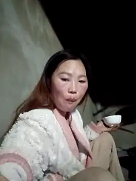 blonde_blg's cam snapshot