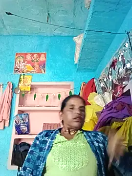 Manvi_hote's cam snapshot