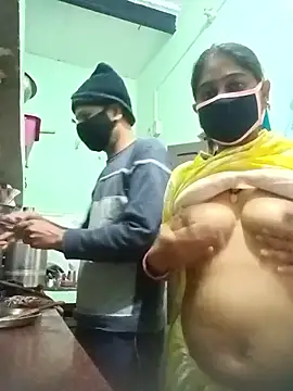 Cute-Charvii's cam snapshot