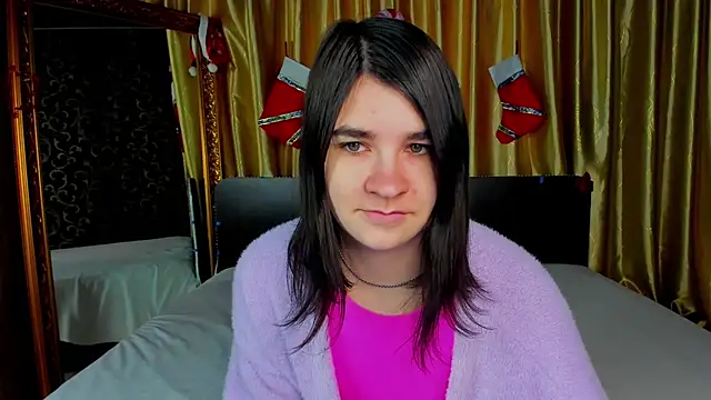 _Polly_Love_'s cam snapshot