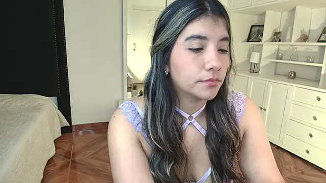 nina_moen's cam snapshot