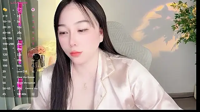 Liz-nn's cam snapshot