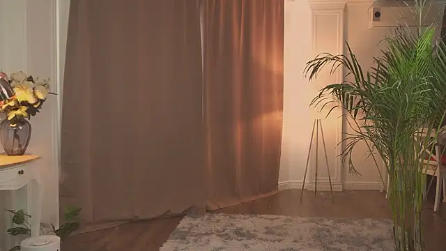 _lovendy_'s cam snapshot