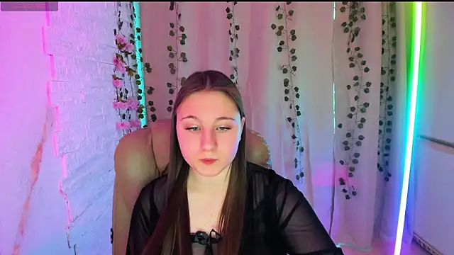 EvaxCharm's cam snapshot