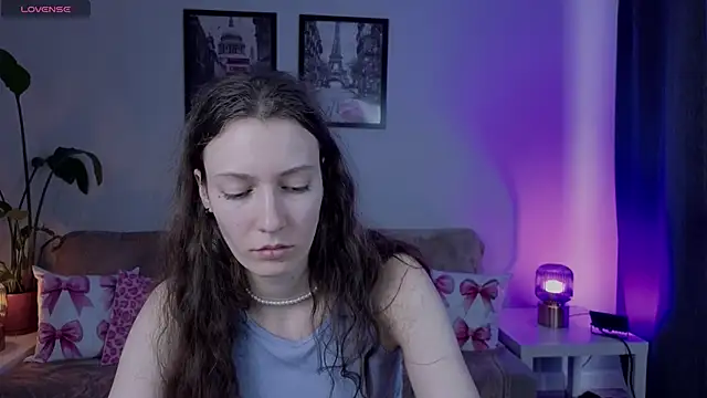 VioletaBloom's cam snapshot