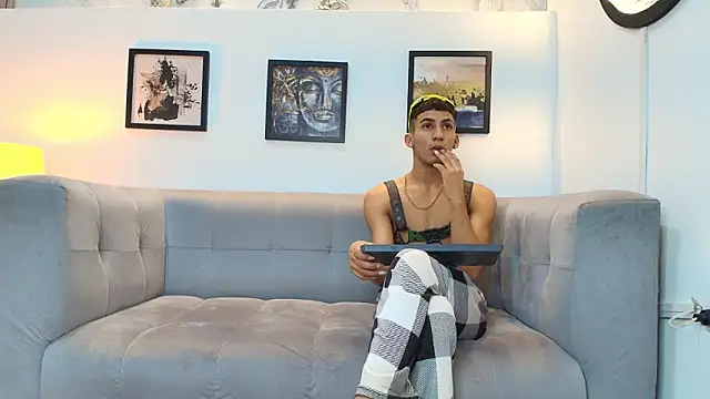 DIAMOND_BLACKS live sex cam