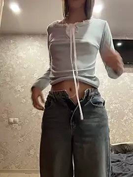 ElliRose live sex cam