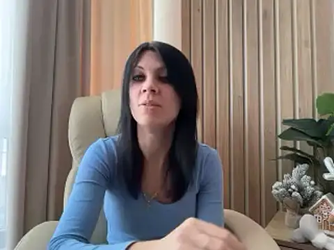 InjaAtHome live sex cam