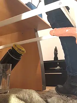 Inseminator69 live sex cam