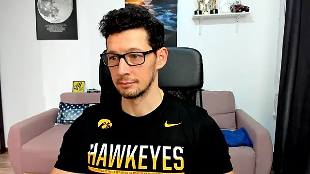 BrutusK08 live sex cam