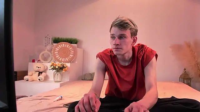 Volan_Starts live sex cam