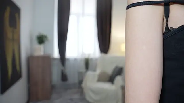 OnieClose live sex cam