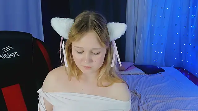 FallenLane's cam snapshot