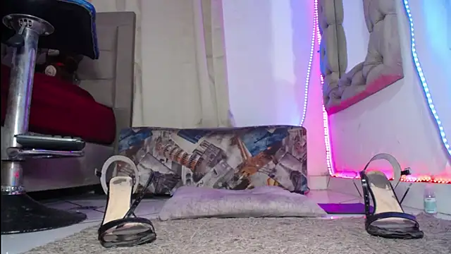 TRANSCATALINA live sex cam